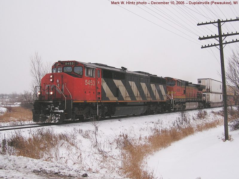 CN EMD SD50F 5453