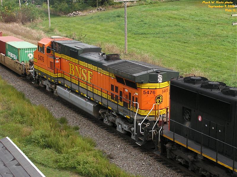 BNSF GE C44-9W 5476