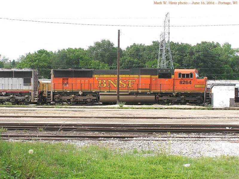 BNSF 8264