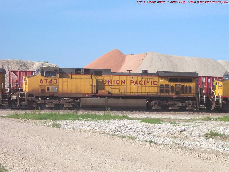 Union Pacific 6743