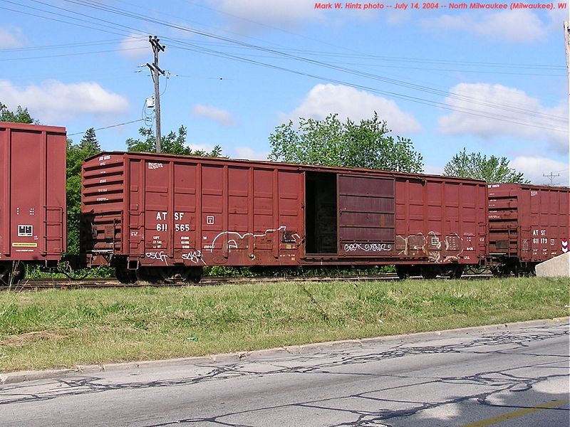 ATSF waffle-side boxcar 611565