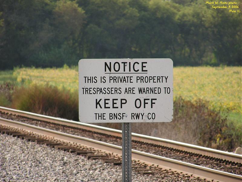 BNSF Keep Off sign