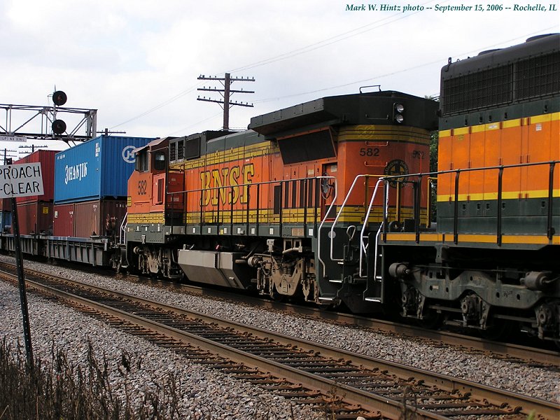 BNSF GE B40-8W 582