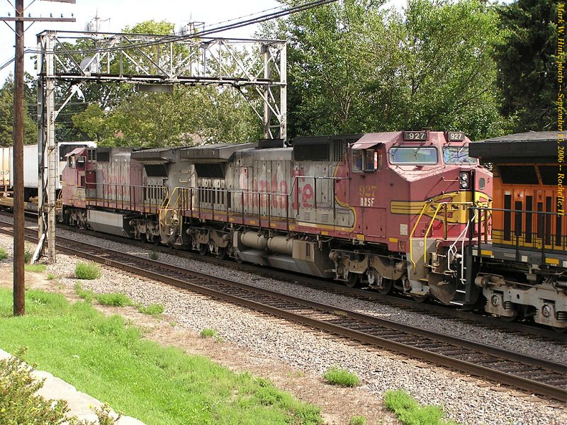 BNSF GE C40-8W 927 (ex-ATSF)