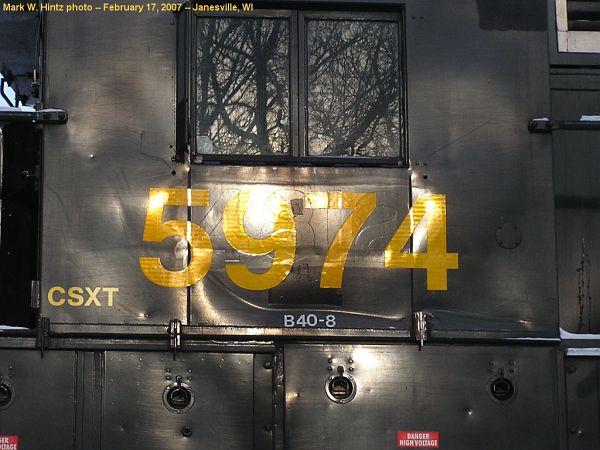 cabside of CSXT 5974