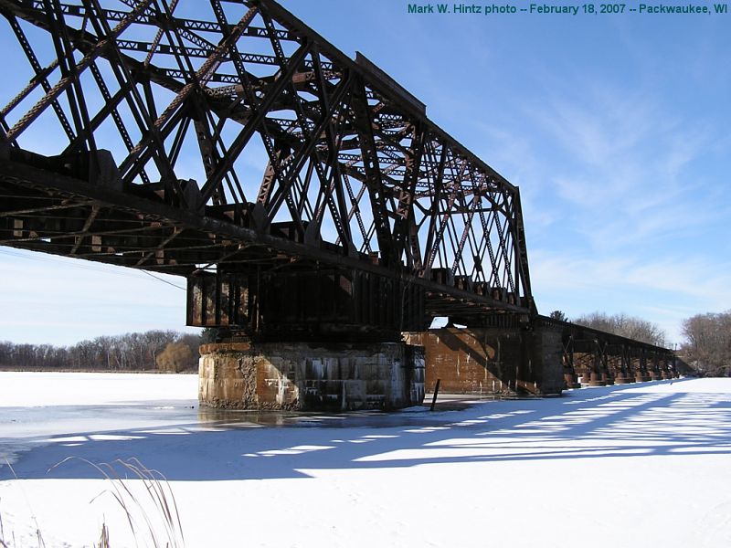 Union Pacific bridge over Buffalo Lake