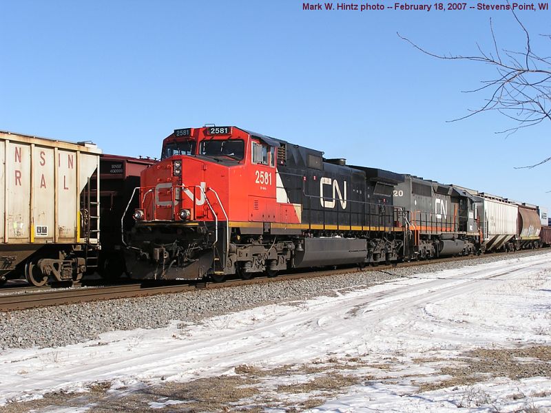 CN GE C44-9W 2581