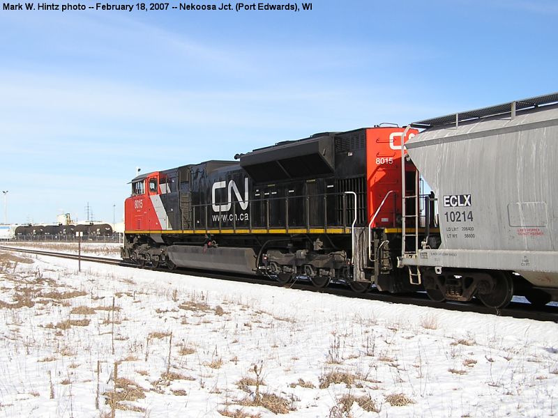 CN EMD SD70M-2 8015