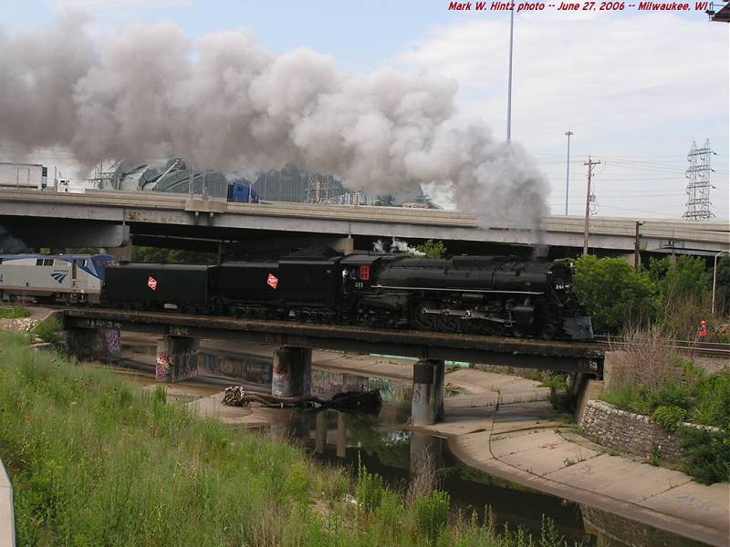 Milwaukee Road #261 leaving Milwaukee