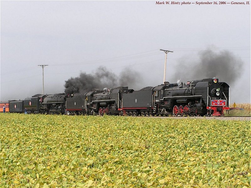 IAIS 6988, IAIS 7081, MILW 261 - steam triple-header!