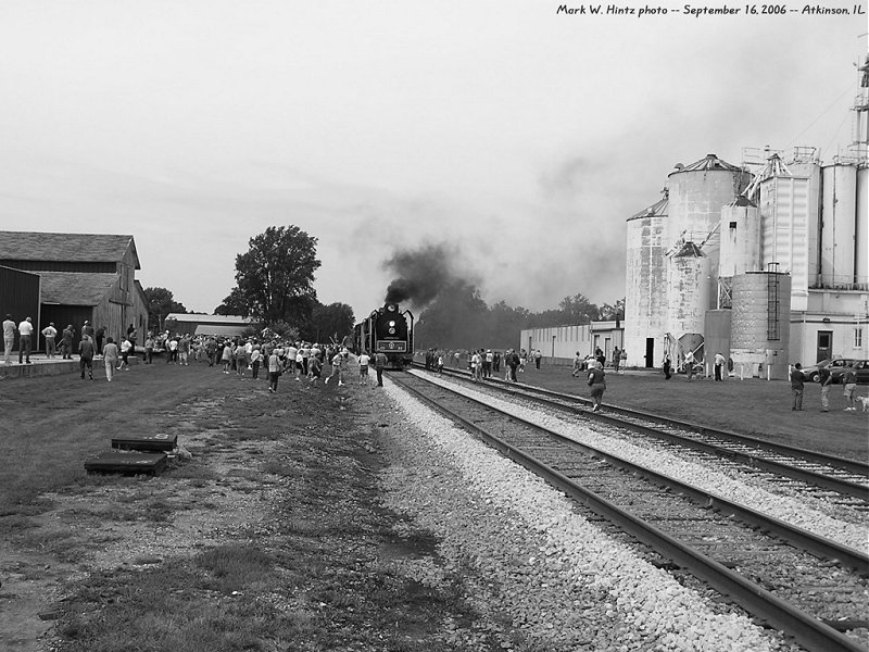 IAIS QJ 2-10-2 6988 at Atkinson in b&w