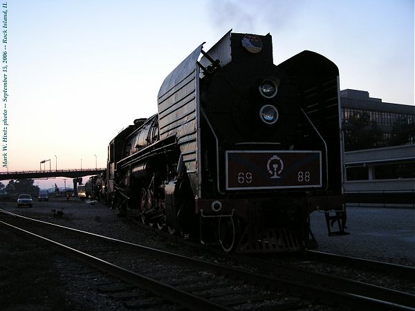IAIS 2-10-2 QJ steam engine 6988 ex-China