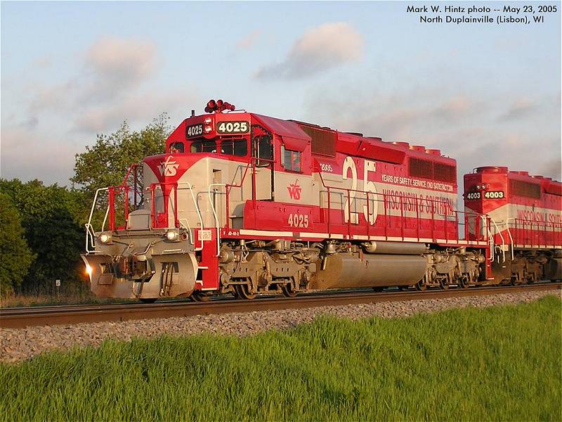 WSOR 4025 25th Anniversary locomotive