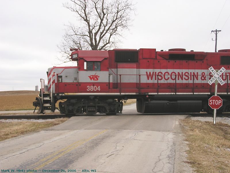 WSOR EMD GP38AC 3804 at Amity Road