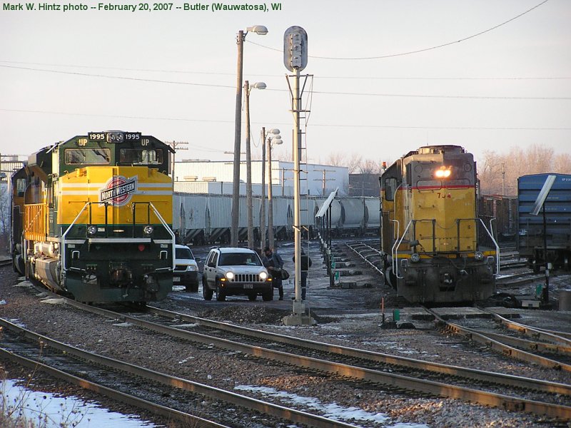 UP EMD SD70ACe 1995 and UP EMD GP38-2 734