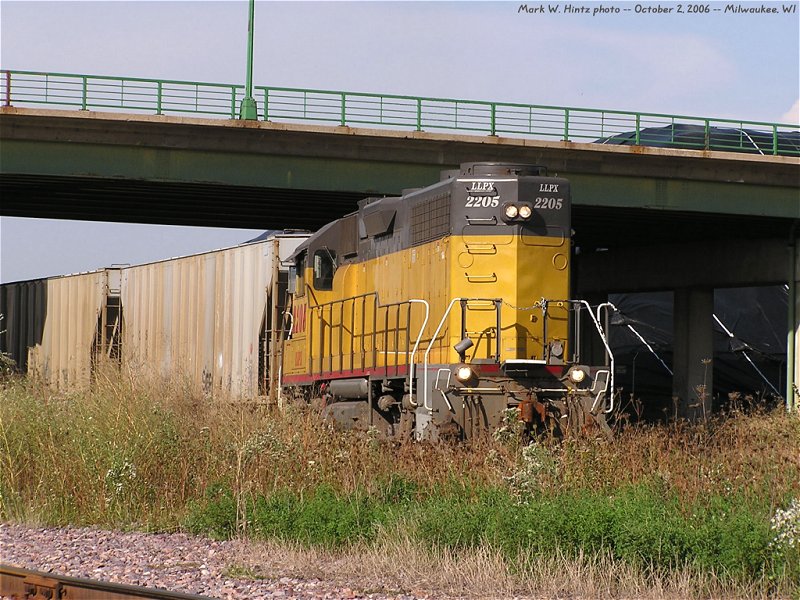 LLPX EMD GP38-2 2205 on the Marsh Job