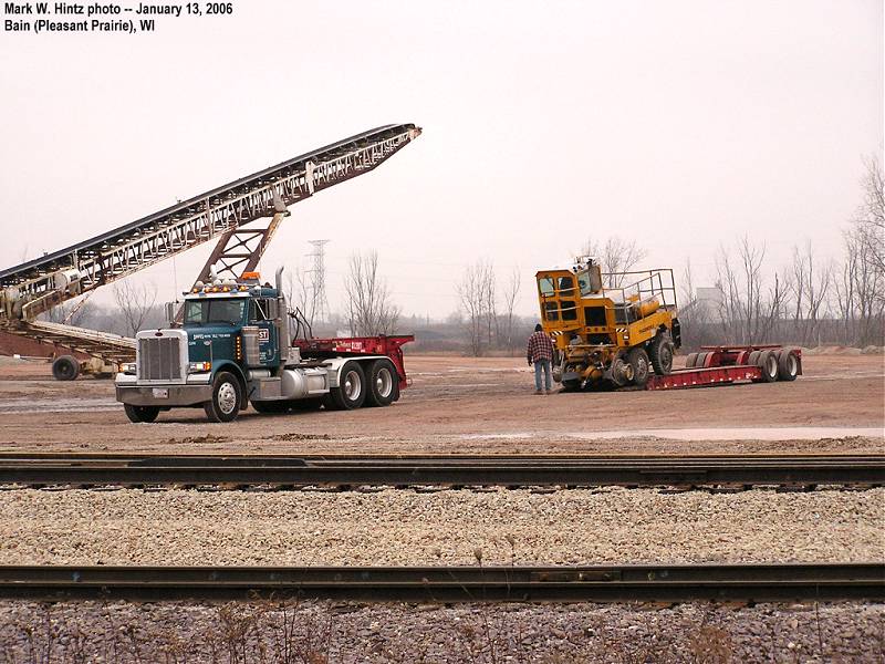 Unloading the Trackmobile