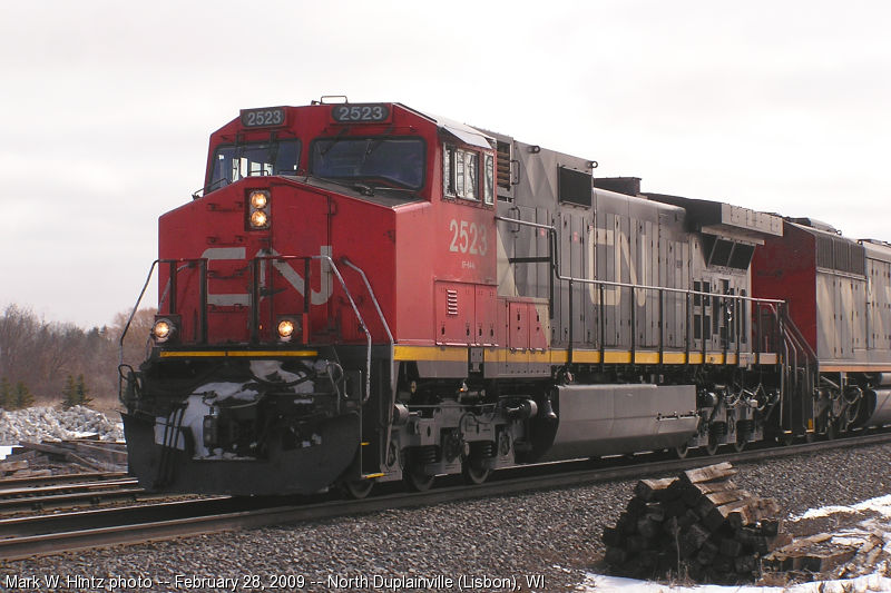 CN GE C44-9W 2523