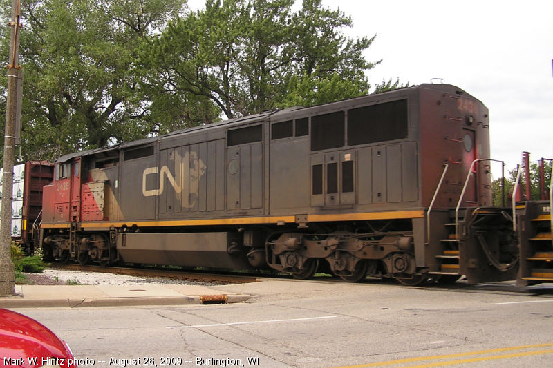 CN GE C40-8M 2436