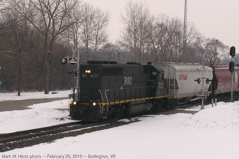 IC EMD GP40R 3102