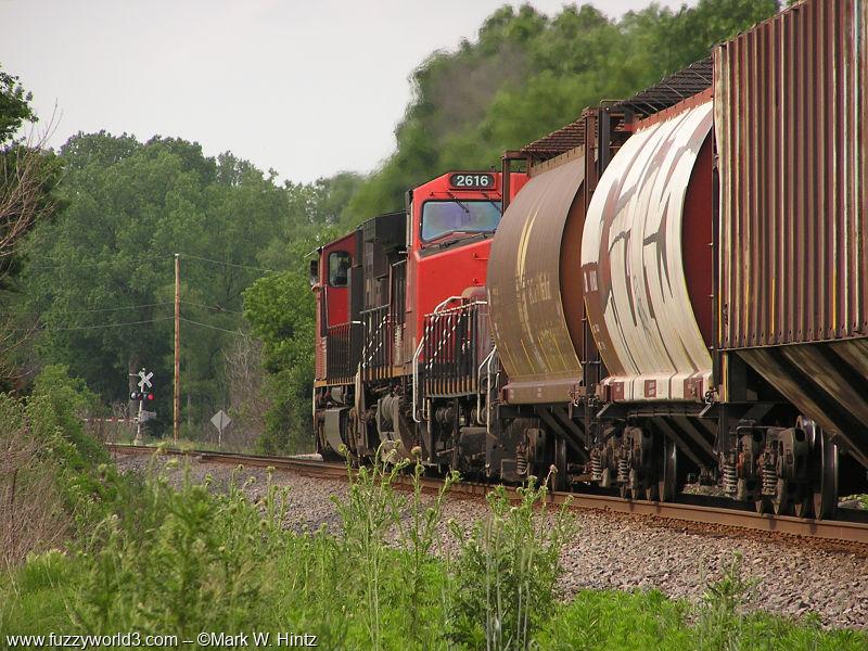 CN GE DASH9-44CW 2616