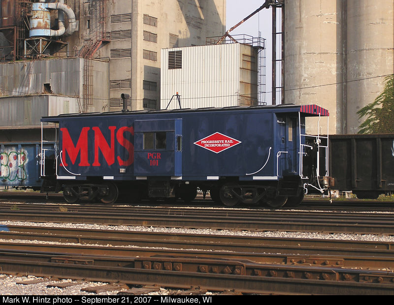 PGR bay window caboose 101 ("MNS")