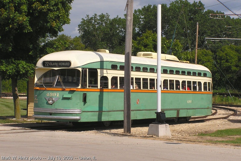 CTA PCC streetcar 4391