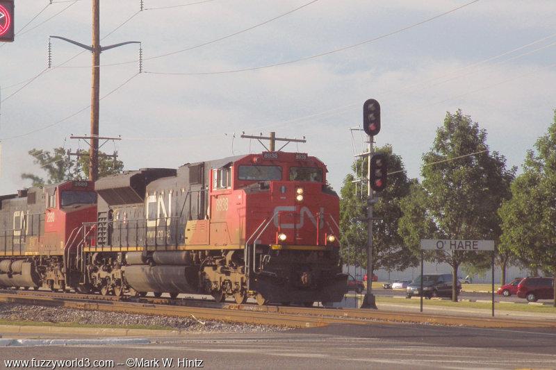 CN EMD SD70M-2 8938