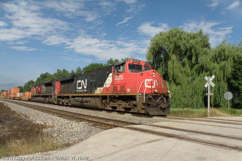 CN GE ES44DC 2225