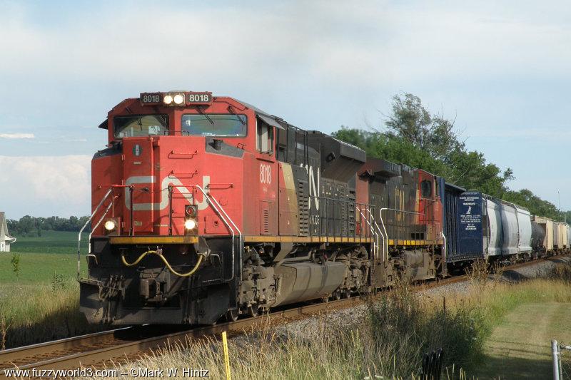 CN EMD SD70M-2 8018