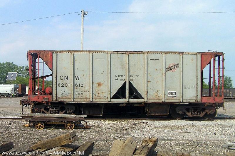 CNW ballast hopper X201618