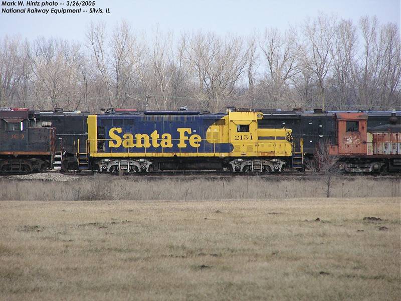 former ATSF 2154 at NRE Silvis