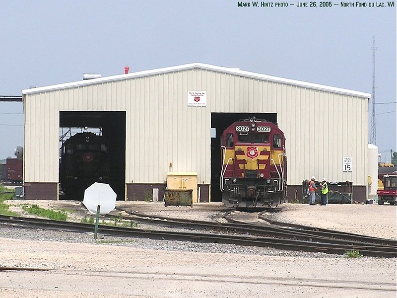 WC EMD GP40-2s 3026 and 3027