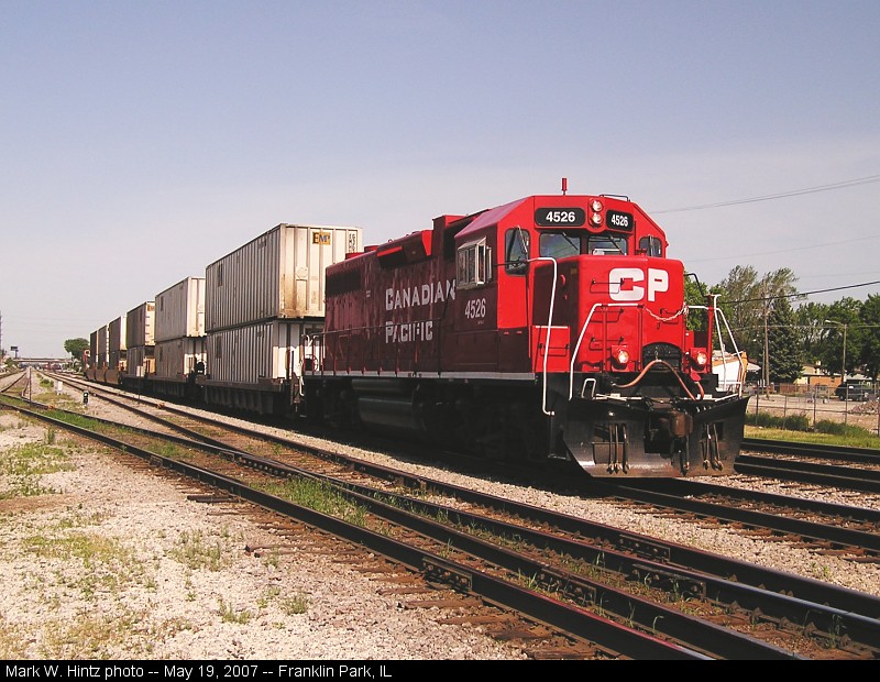 CP EMD/NRE GP38-2 4526