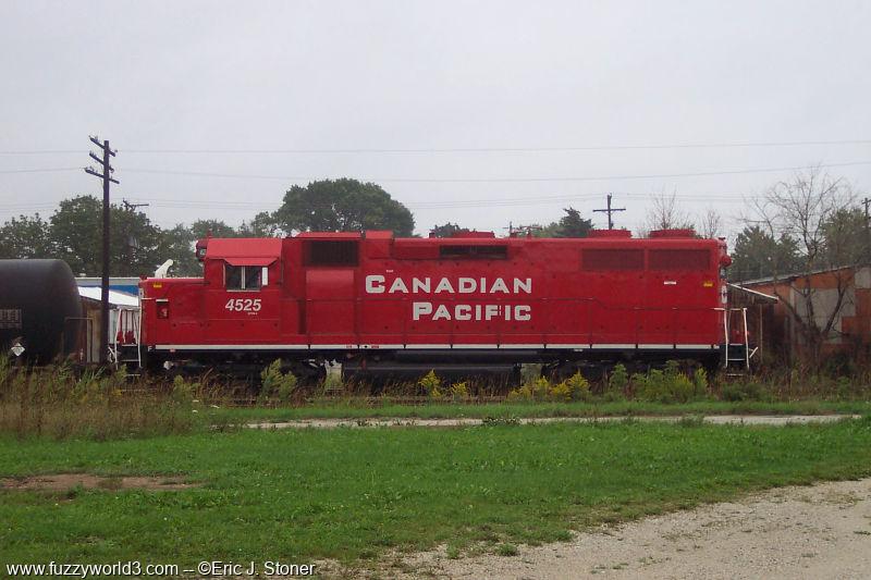 CP EMD/NRE GP38-2 4525