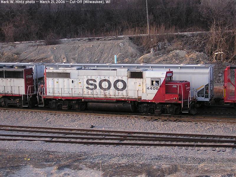 SOO 4400