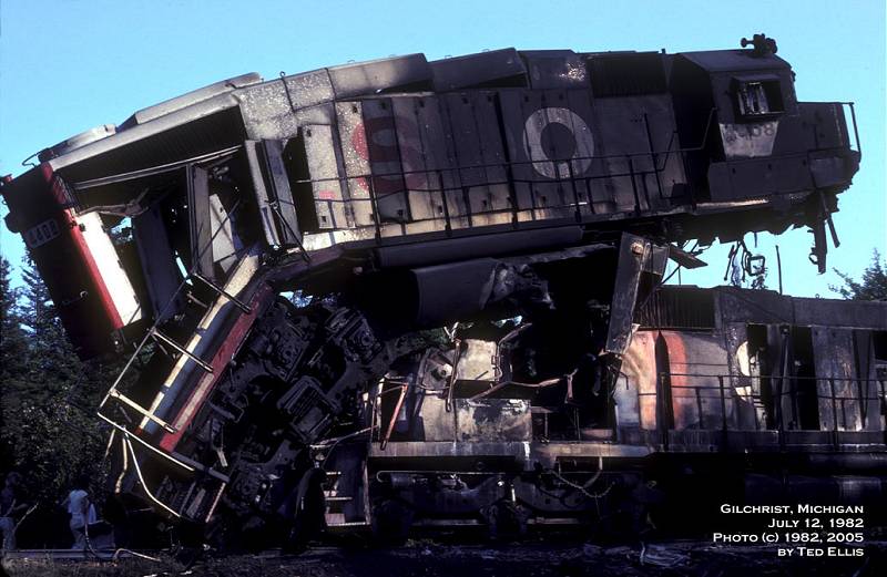 [Obrázek: soo4408wreck_gilchristmi7-12-82.jpg]