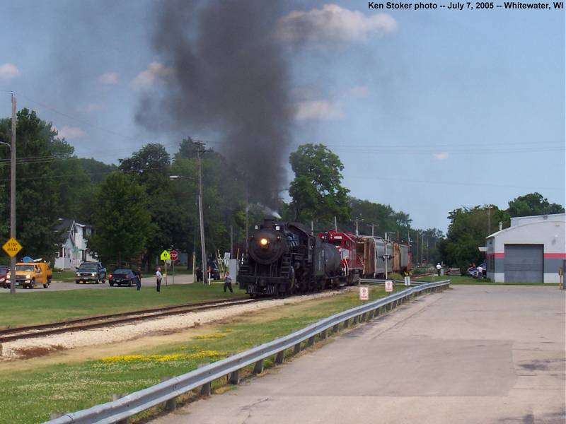 SOO #1003 enters Whitewater