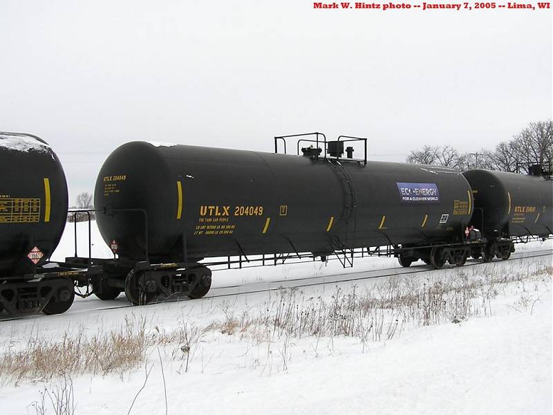 UTLX tank car 204049 "ECO-ENERGY"