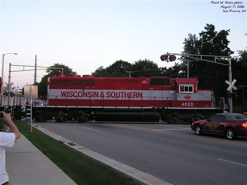 WSOR 4052 crossing WIS-19